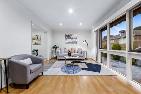 2/11 Regent Street, Mount Waverley - Photo 4