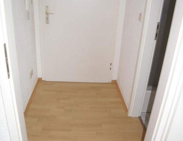 großzügige 1-Zi.-Whg., Einbauküche, Hof/Südgarten - Photo 1