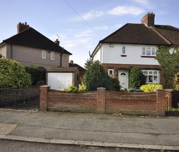 2 bedroom semi-detached house to rent - Photo 6