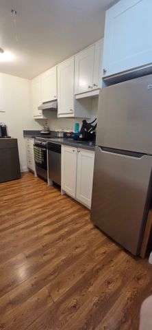For Lease - 94 Glenholme Avenue, Toronto, Ontario - Photo 2