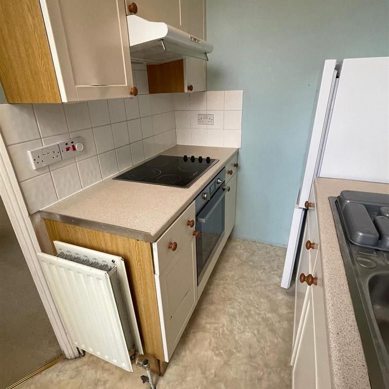 1 bedroom apartment to rent - Photo 1