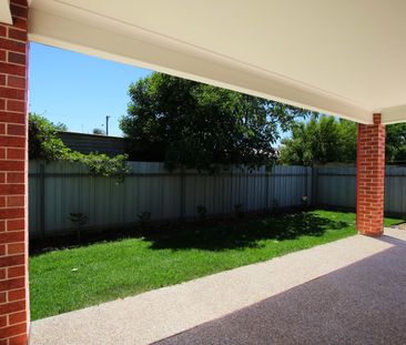 Two Bedroom Townhouse, In Walking Distance To Albury Cbd - Photo 6