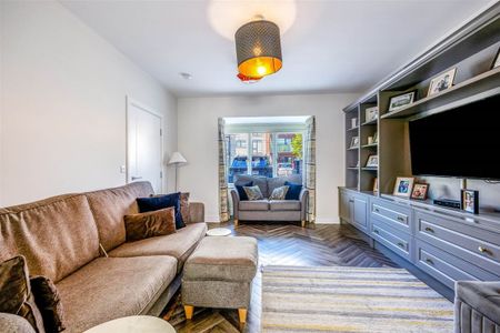 17 Larkfield View, Clay Farm, Leopardstown, Dublin 18, County Dublin - Photo 2