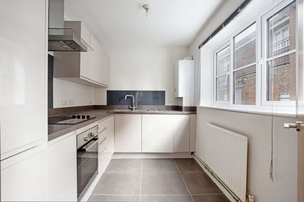 2 bedroom flat to rent - Photo 1