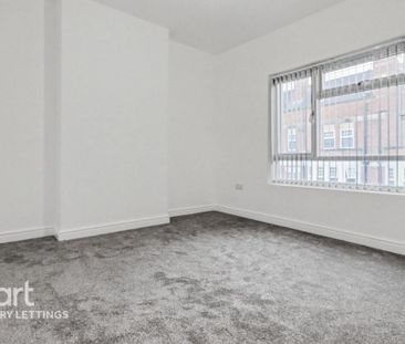 3 bedroom end of terrace house to rent - Photo 3