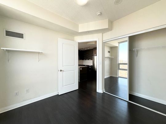For Lease - 5033 Four Springs Avenue Unit# 2017, Mississauga, Ontario - Photo 1