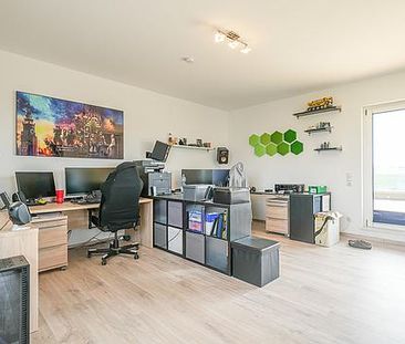 Lichtdurchflutete Maisonette mit Dachterrasse, Garten, Garage und W... - Photo 1