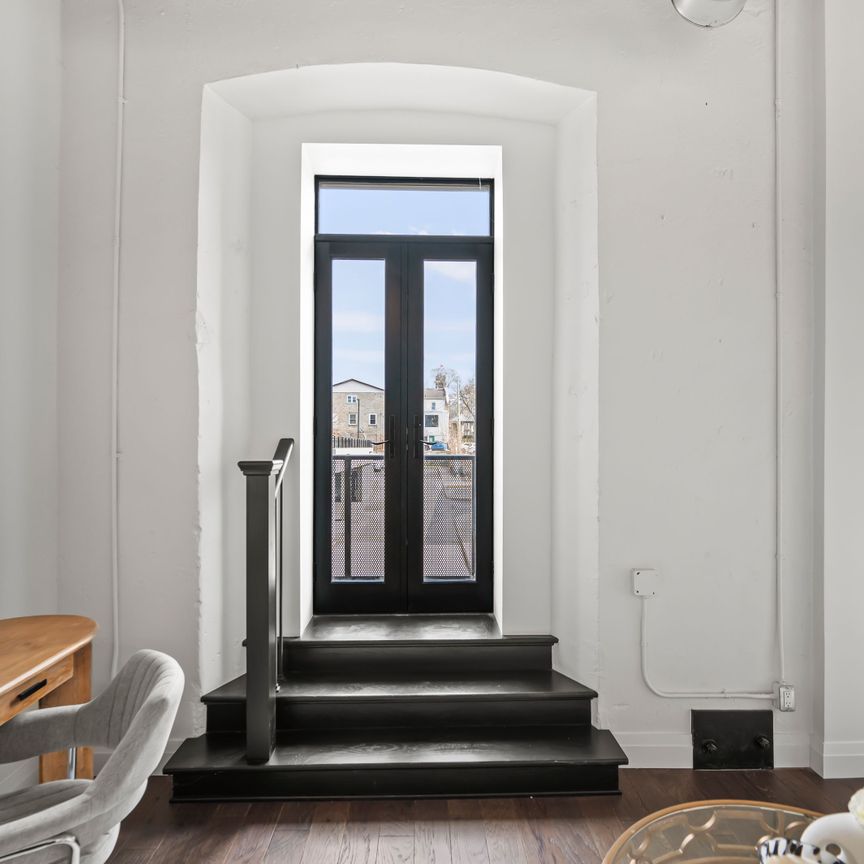 For Lease - 19 Guelph Avenue Unit# 208, Cambridge, Ontario - Photo 1