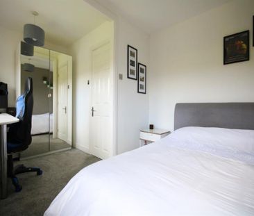 Hazelwood Road, Wilmslow - Photo 1