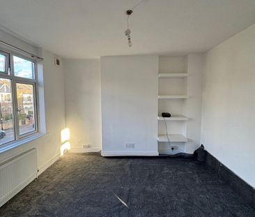 2 Bed Flat, Truro Road, N22 - Photo 1