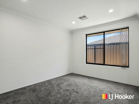 Spacious and Well-Designed 4x3 Family Home - Photo 5