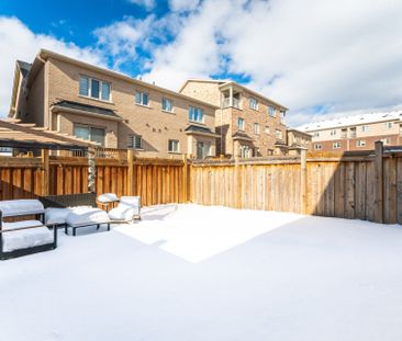 For Lease - 437 Silver Maple Road, Oakville, Ontario - Photo 4