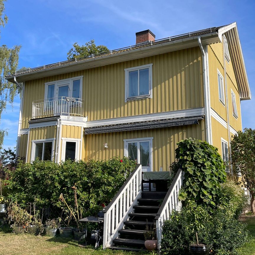 Charmig villa i bra läge - Foto 1