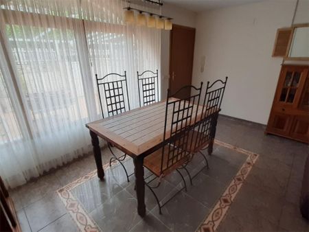 Casa adosada de alquiler en Carrer del Salabre, 9, Cabo de las Huertas - Photo 2