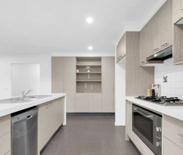 HOCKINGSTUART EPPING PROUDLY PRESENTS - Photo 5