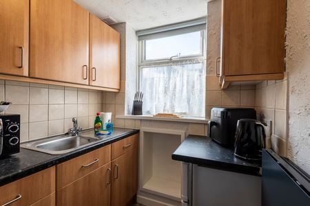 Saint Andrew's Road South - Photo 4