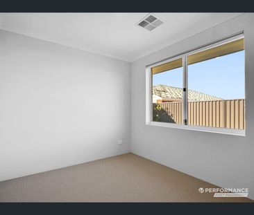 7 Mainmast Way, Port Kennedy, WA 6172 - Photo 4