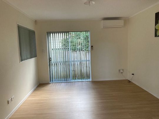 4-bedroom house in strategic place in Kelston - Photo 1