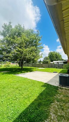 For Lease - 1222 Hillcrest Avenue, London East, Ontario - Photo 1