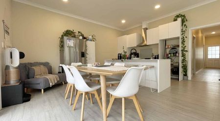 Brand New House - Photo 4