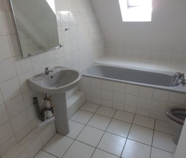 Location Appartement 2 pièces 38m² STRASBOURG 67000 - Photo 2