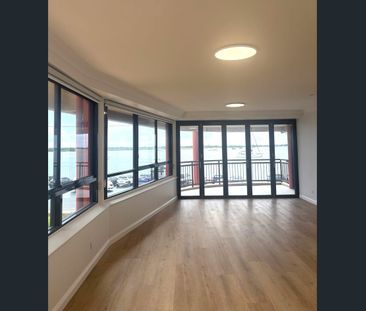 POSITION - POSITION - POSITION - Photo 1