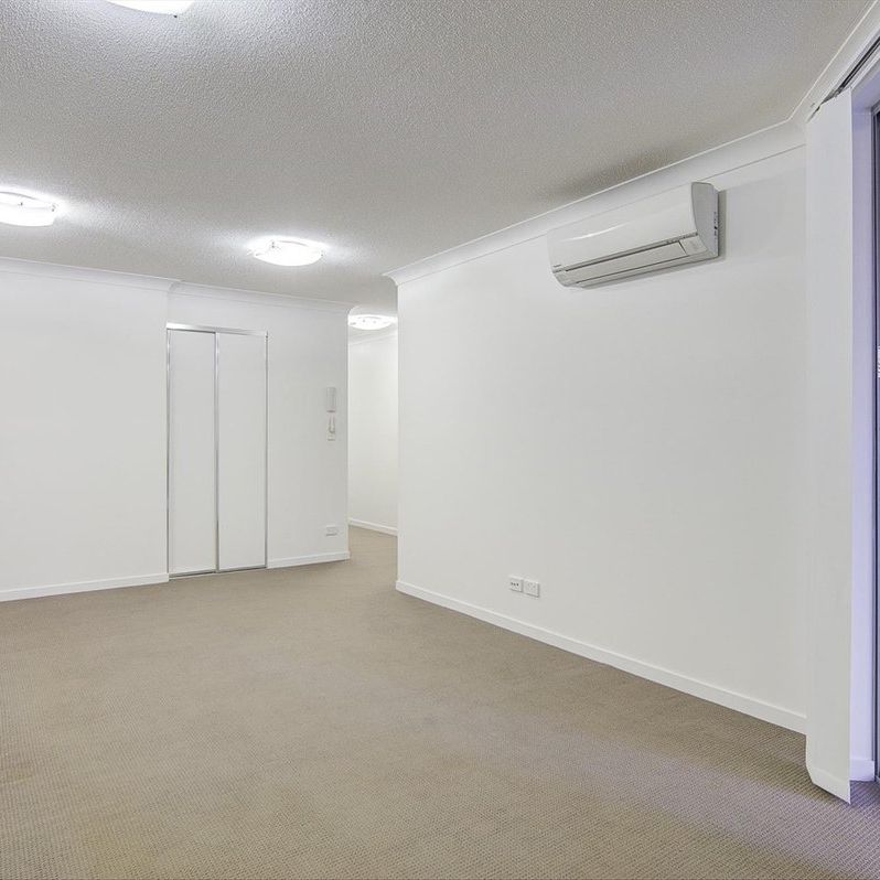 Labrador Apartment - Central Location - Photo 1