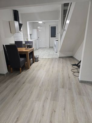 2 Bed End Terrace, Rector Road, L6 - Photo 1