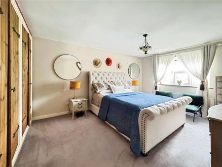 4 bedroom detached house to rent - Photo 5