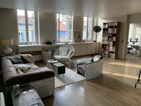 Location Appartement 4 pièces 102m² BORDEAUX 33000 - Photo 3