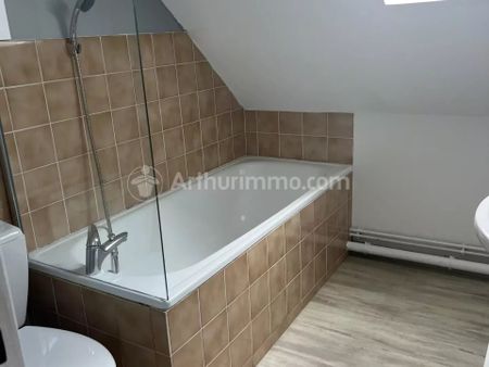 Location Appartement 3 pièces 45 m2 à Seloncourt - Photo 2