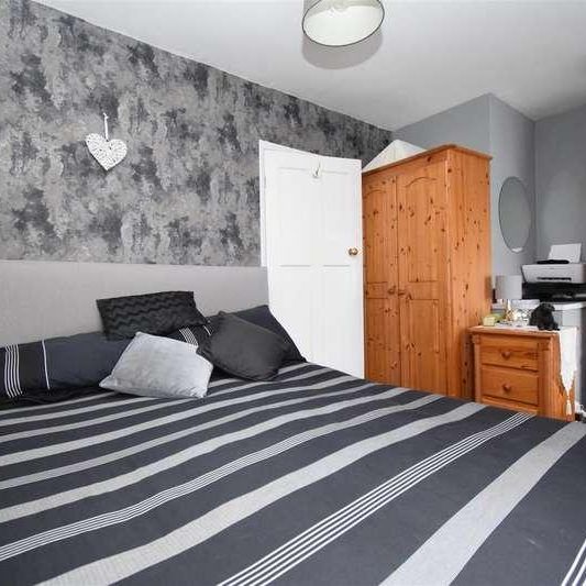 Ingfield Avenue, Ossett, WF5 - Photo 1