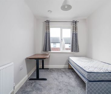 2 Hallwell Drive, Adamstown, Lucan, County Dublin - Photo 2