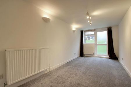 1 bedroom maisonette to rent - Photo 4