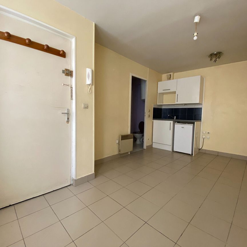 Location Appartement 1 pièce 16m² ROUEN 76000 - Photo 1