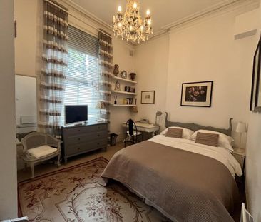 Huge well furnished bedroom in Chelsea/Kensington near buses and un... - Photo 2