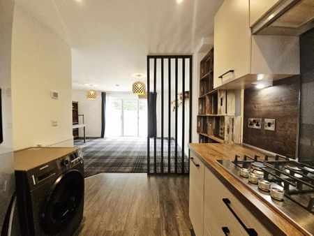 3 bedroom semi-detached house to rent - Photo 5