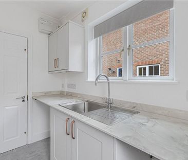 3 bedroom detached house to rent - Photo 3