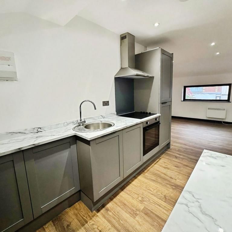 1 bedroom flat to rent - Photo 1