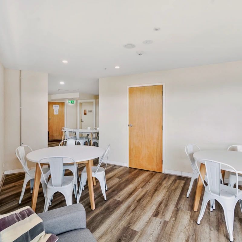 Standard Ensuite - Photo 1