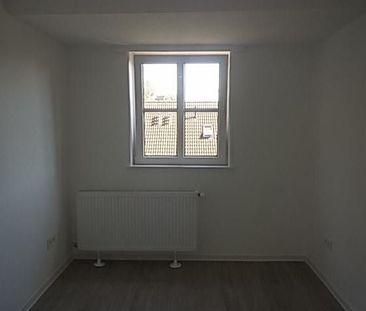 Nachmieter gesucht! Dachgeschoss ca. 39,50m² Mitte März verfügbar - Foto 1