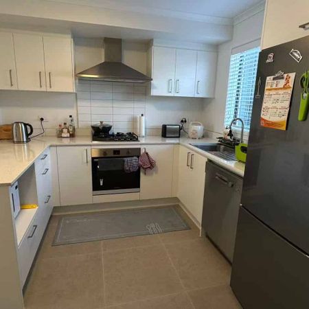 Westgate, 2 bedrooms - Photo 3