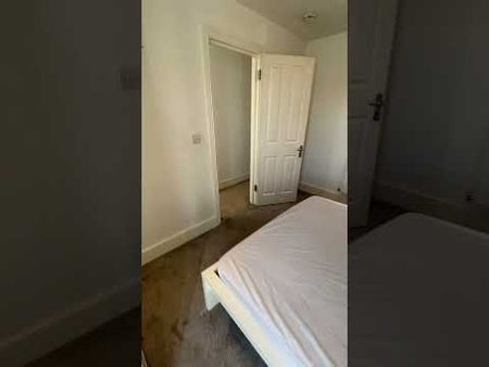 Room in a Shared House, Hartfield Road, SW19 - Photo 5
