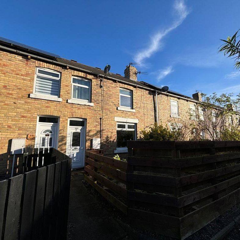 2 bed terraced house to rent in NE63 - Photo 1