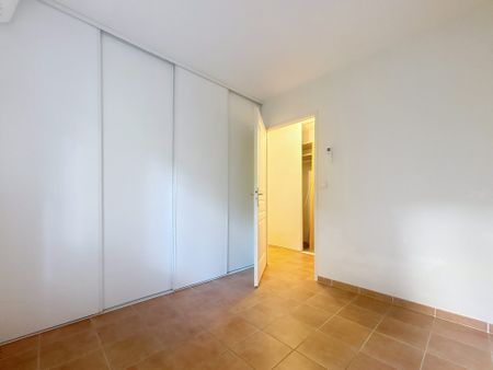 Location Appartement 2 pièces 41m² MOUGINS 06250 - Photo 3