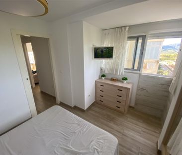 Apartamento de alquiler en Calle Carrer de la Valldigna, 19, Playa ... - Photo 1