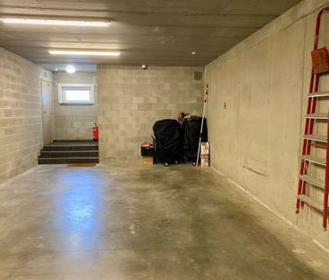 MODERN 2 SLAAPKAMER APPARTEMENT MET AUTOSTAANPLAATS IN HET CENTRUM ... - Foto 4