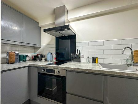 1 bedroom apartment to rent - Photo 4