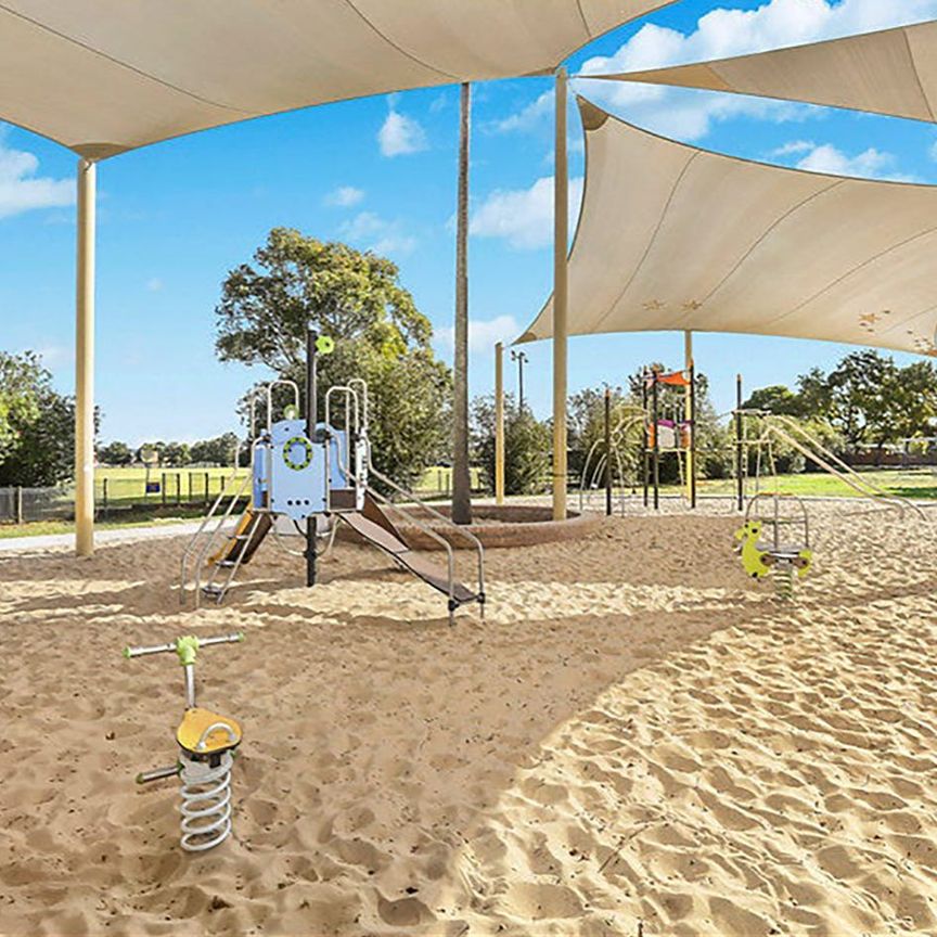 Immaculately presented family home - Photo 1