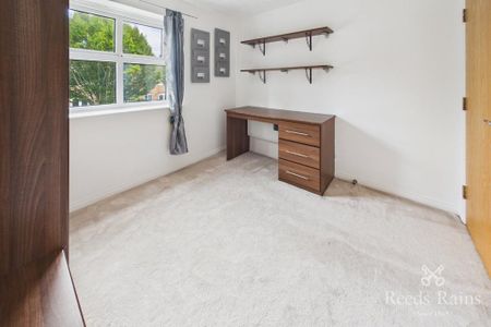 2 bedroom apartment to rent - Photo 4